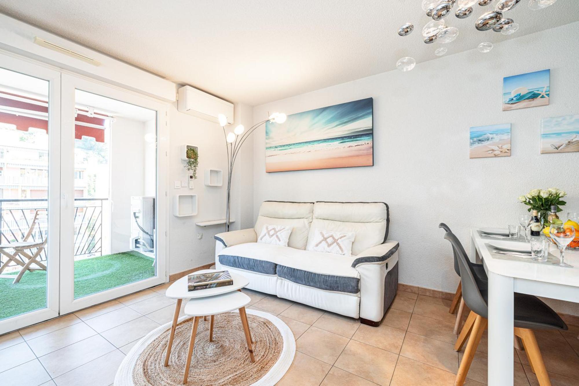 Intercontinental Superbe Appartement Avec Piscine Menton Exterior foto