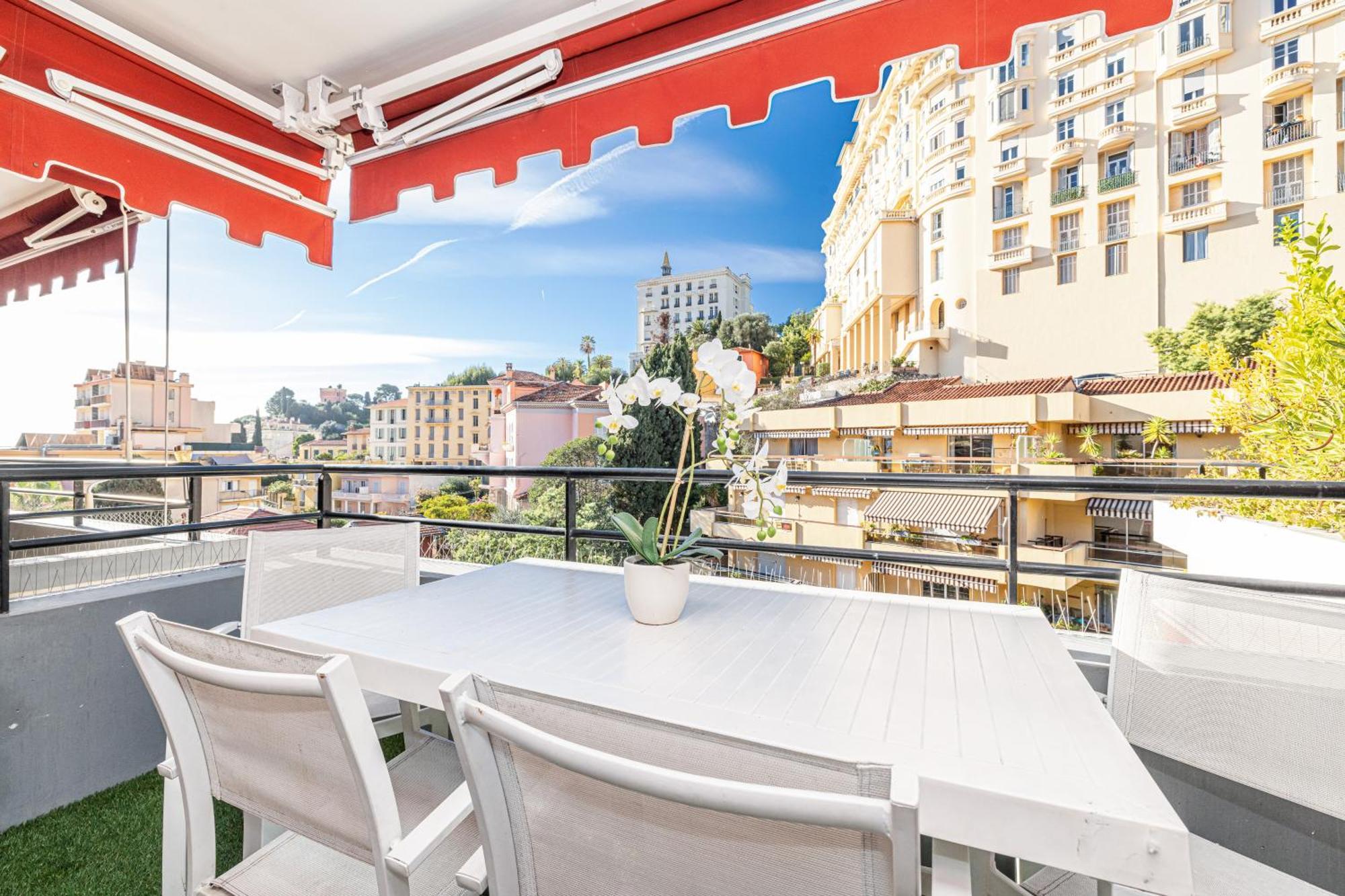 Intercontinental Superbe Appartement Avec Piscine Menton Exterior foto