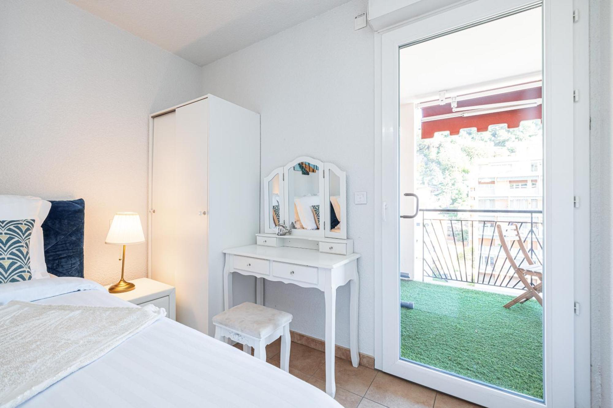 Intercontinental Superbe Appartement Avec Piscine Menton Exterior foto
